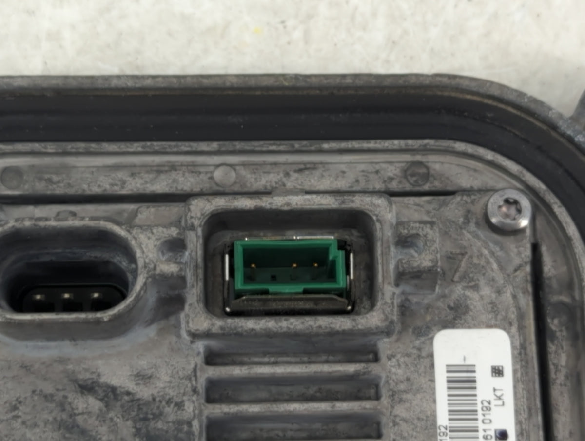 Lincoln Navigator Headlight Ballast Head Light 651914 - Oemusedautoparts1.com