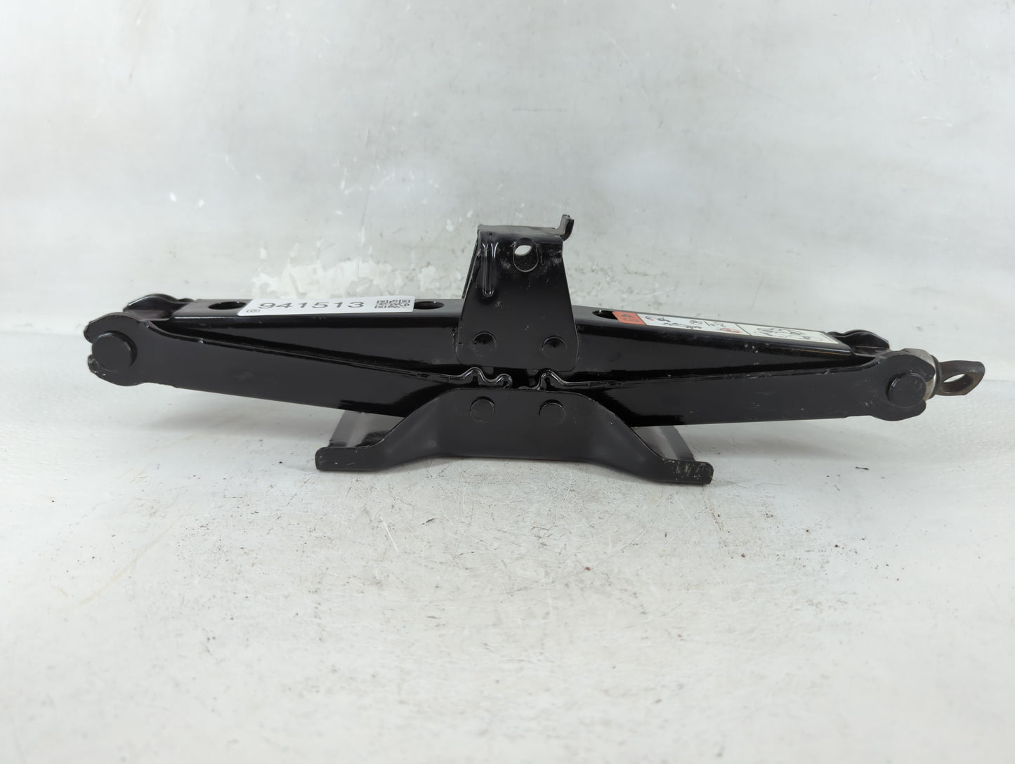 2009 Lincoln Navigator Spare Scissor Car Jack 941513 - Oemusedautoparts1.com