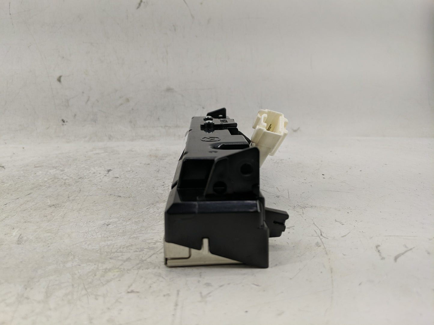 2009 Mazda 3 Information Display Screen - Oemusedautoparts1.com