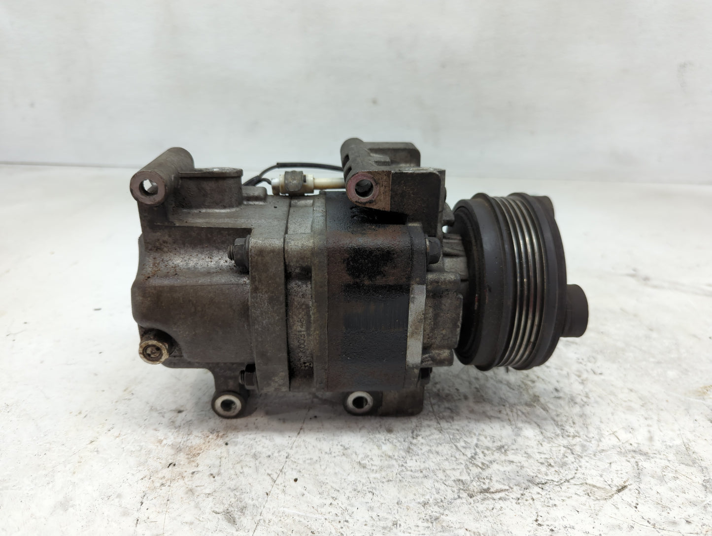 2009 Mazda 3 Air Conditioning A/c Ac Compressor Oem - Oemusedautoparts1.com