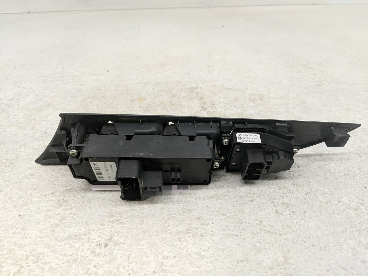 2004-2009 Mazda 3 Master Power Window Switch Replacement Driver Side Left Fits Fits 2004 2005 2006 2007 2008 2009 OEM Used A