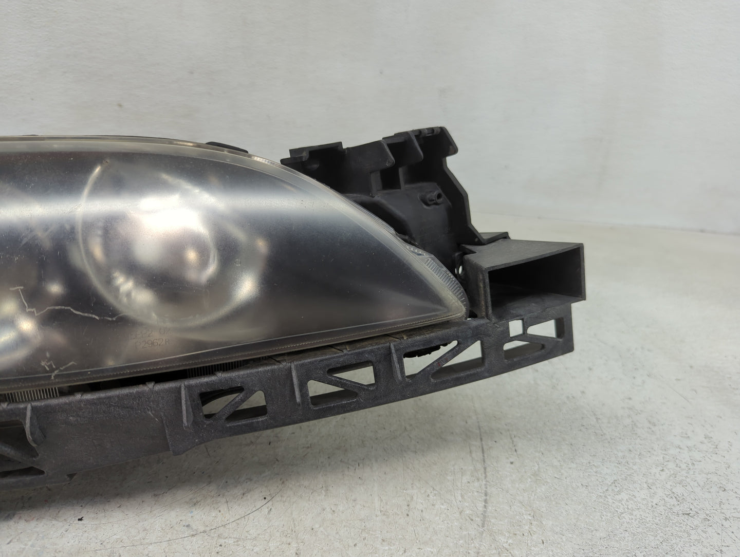 2004-2009 Mazda 3 Passenger Right Oem Head Light Headlight Lamp - Oemusedautoparts1.com