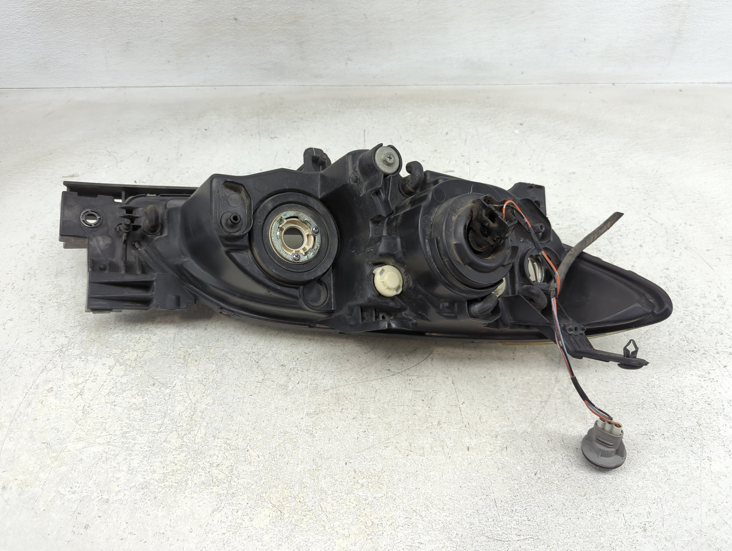 2004-2009 Mazda 3 Driver Left Oem Head Light Headlight Lamp - Oemusedautoparts1.com