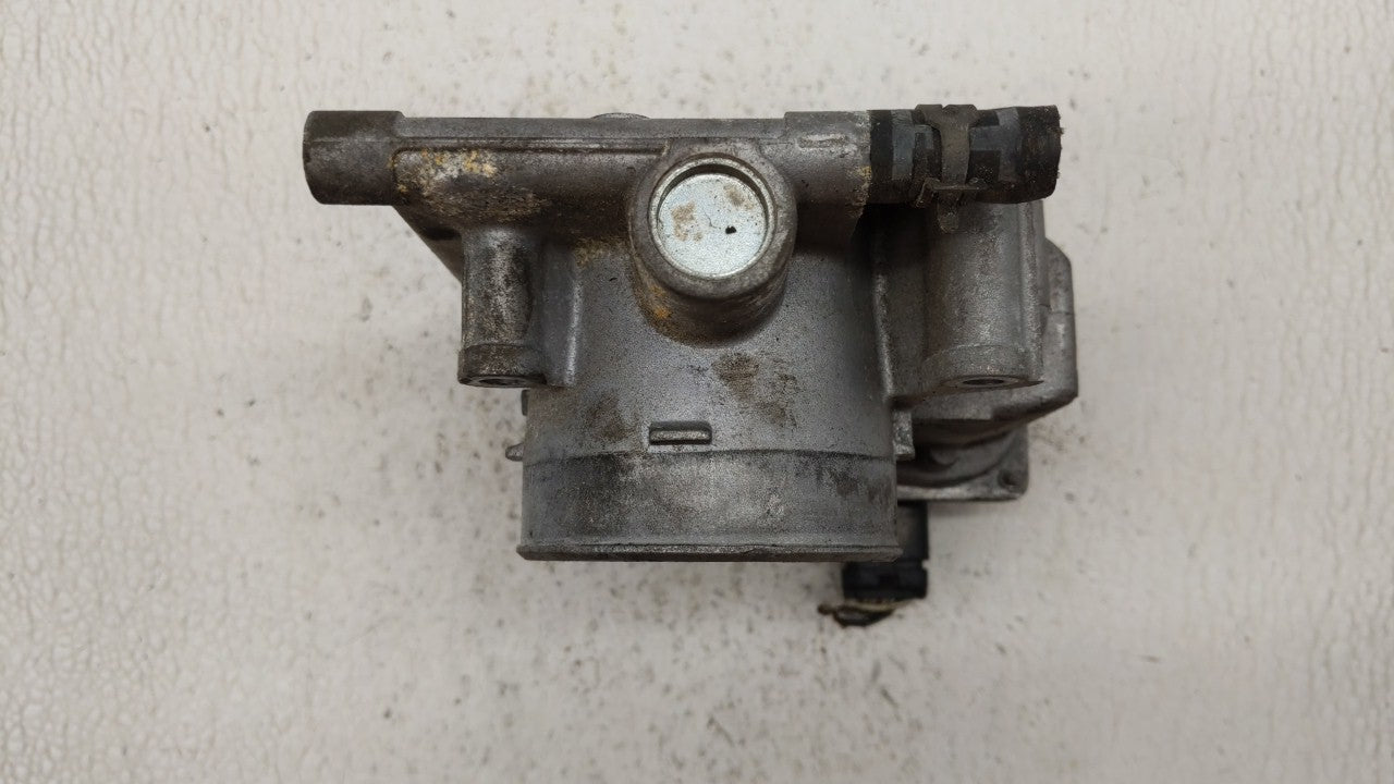 2006-2013 Mazda 3 Throttle Body P/N:L3R4 13 640 L3G2 13 640 A, P53N 13 640 Fits Fits 2006 2007 2008 2009 2010 2011 2012 2013