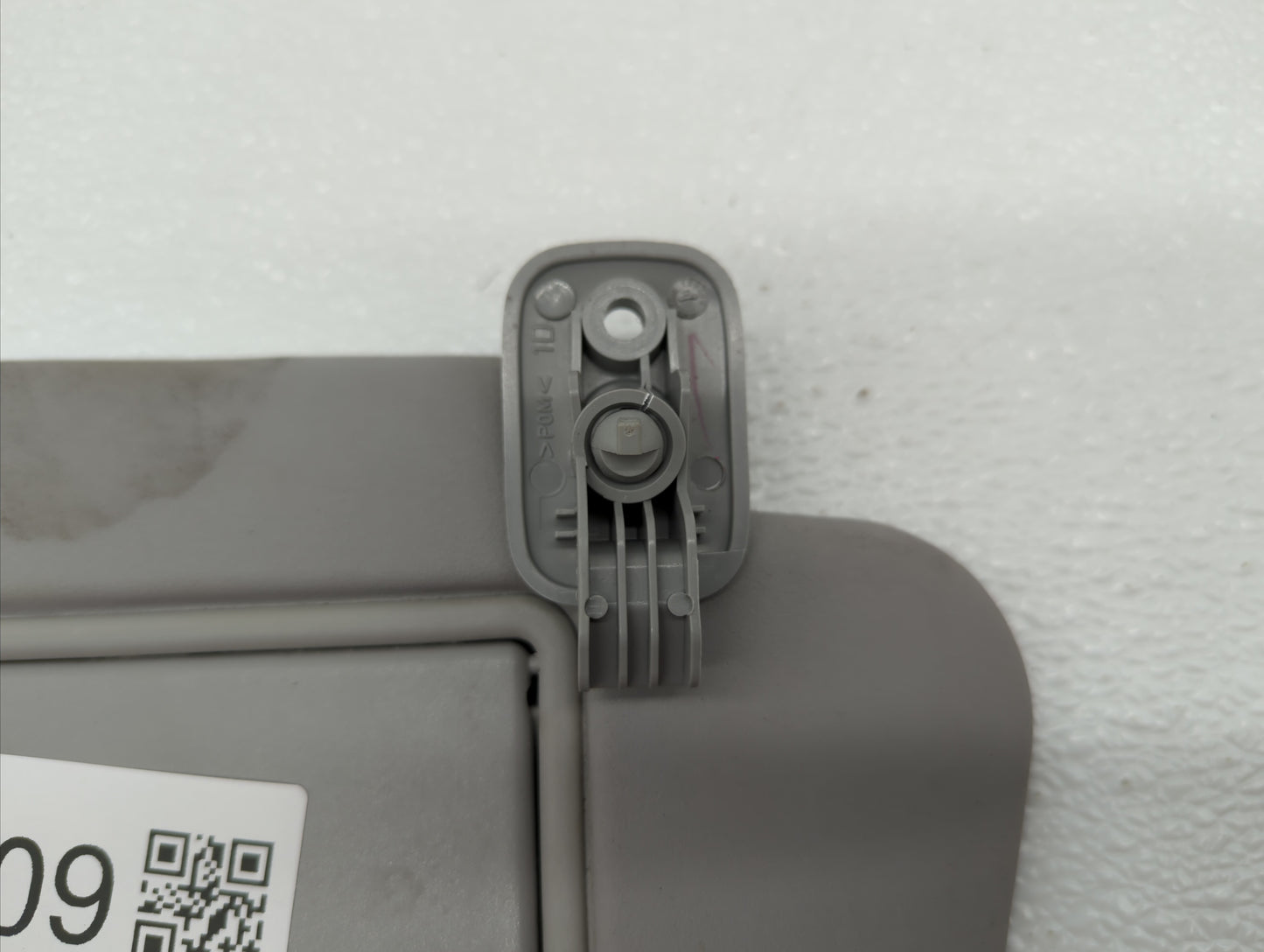 2007-2009 Mazda 3 Sun Visor Shade Replacement Passenger Right Mirror Fits Fits 2007 2008 2009 OEM Used Auto Parts - Oemuseda