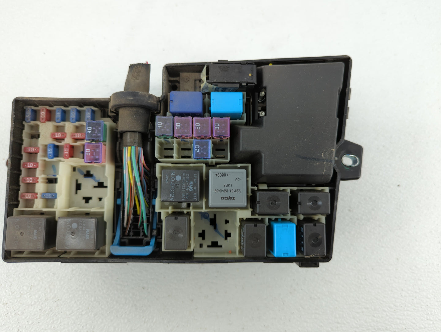 2004-2009 Mazda 3 Fusebox Fuse Box Panel Relay Module P/N:BP4K-66761 BP4K-66767 Fits Fits 2004 2005 2006 2007 2008 2009 OEM 