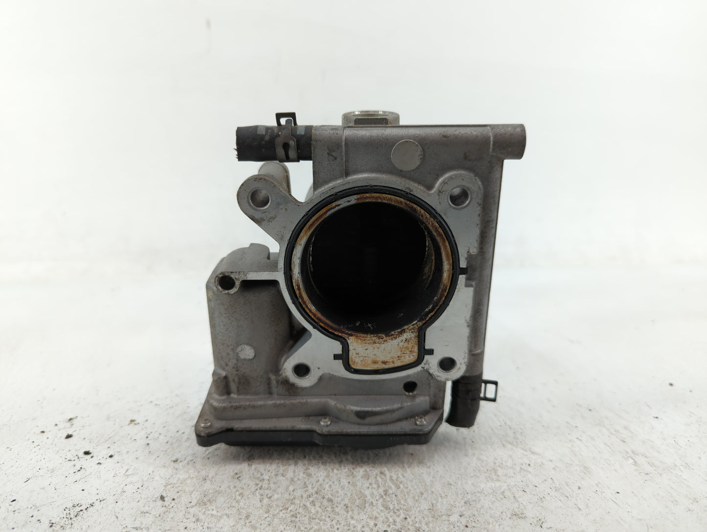 2006-2013 Mazda 3 Throttle Body P/N:L3R4 13 640 L3G2 13 640 A, P53N 13 640 Fits Fits 2006 2007 2008 2009 2010 2011 2012 2013
