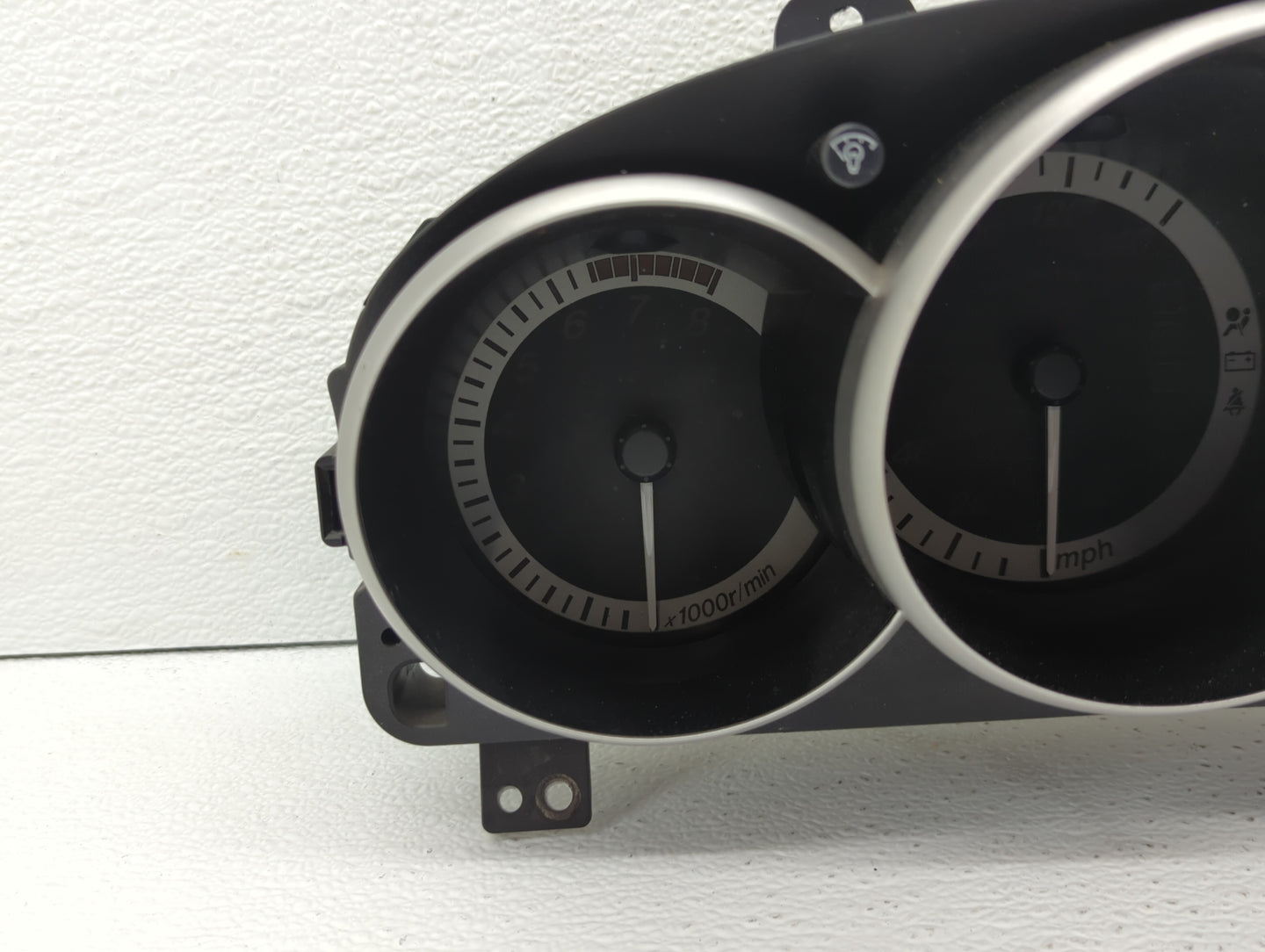 2008-2009 Mazda 3 Instrument Cluster Speedometer Gauges P/N:K9001 KS BAA3 Fits Fits 2008 2009 OEM Used Auto Parts - Oemuseda