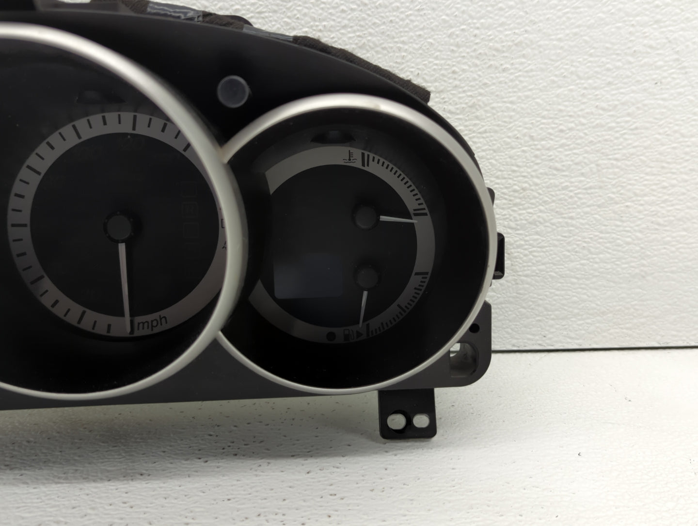 2008-2009 Mazda 3 Instrument Cluster Speedometer Gauges P/N:K9001 KS BAA3 Fits Fits 2008 2009 OEM Used Auto Parts - Oemuseda