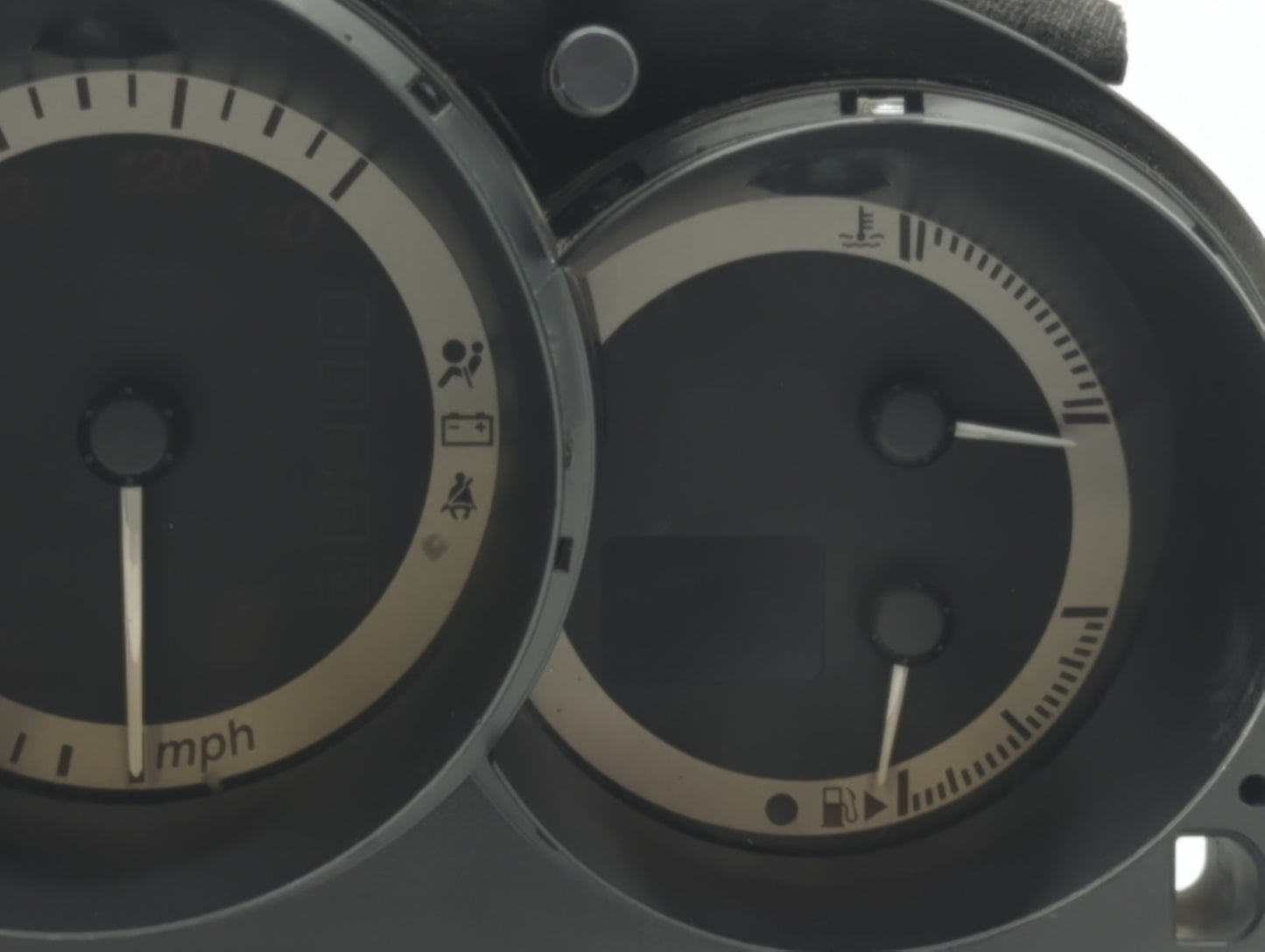 2008-2009 Mazda 3 Instrument Cluster Speedometer Gauges P/N:K9001 KS BAA3 Fits Fits 2008 2009 OEM Used Auto Parts - Oemuseda