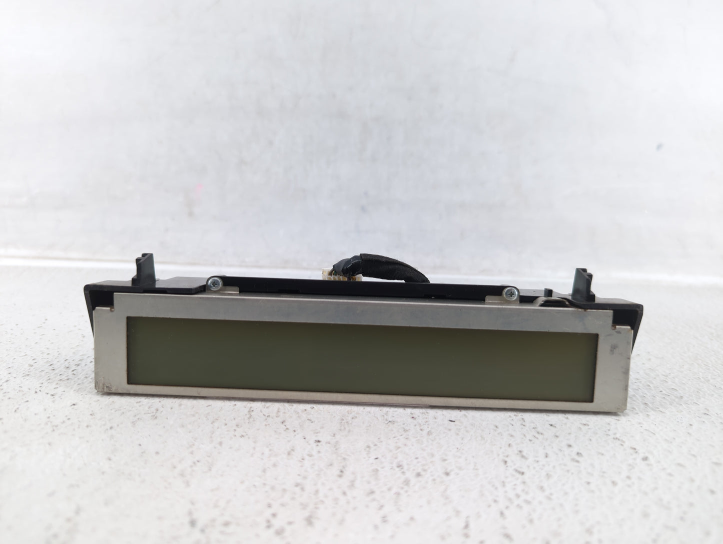 2008-2009 Mazda 3 Radio AM FM Cd Player Receiver Replacement Fits Fits 2008 2009 OEM Used Auto Parts - Oemusedautoparts1.com