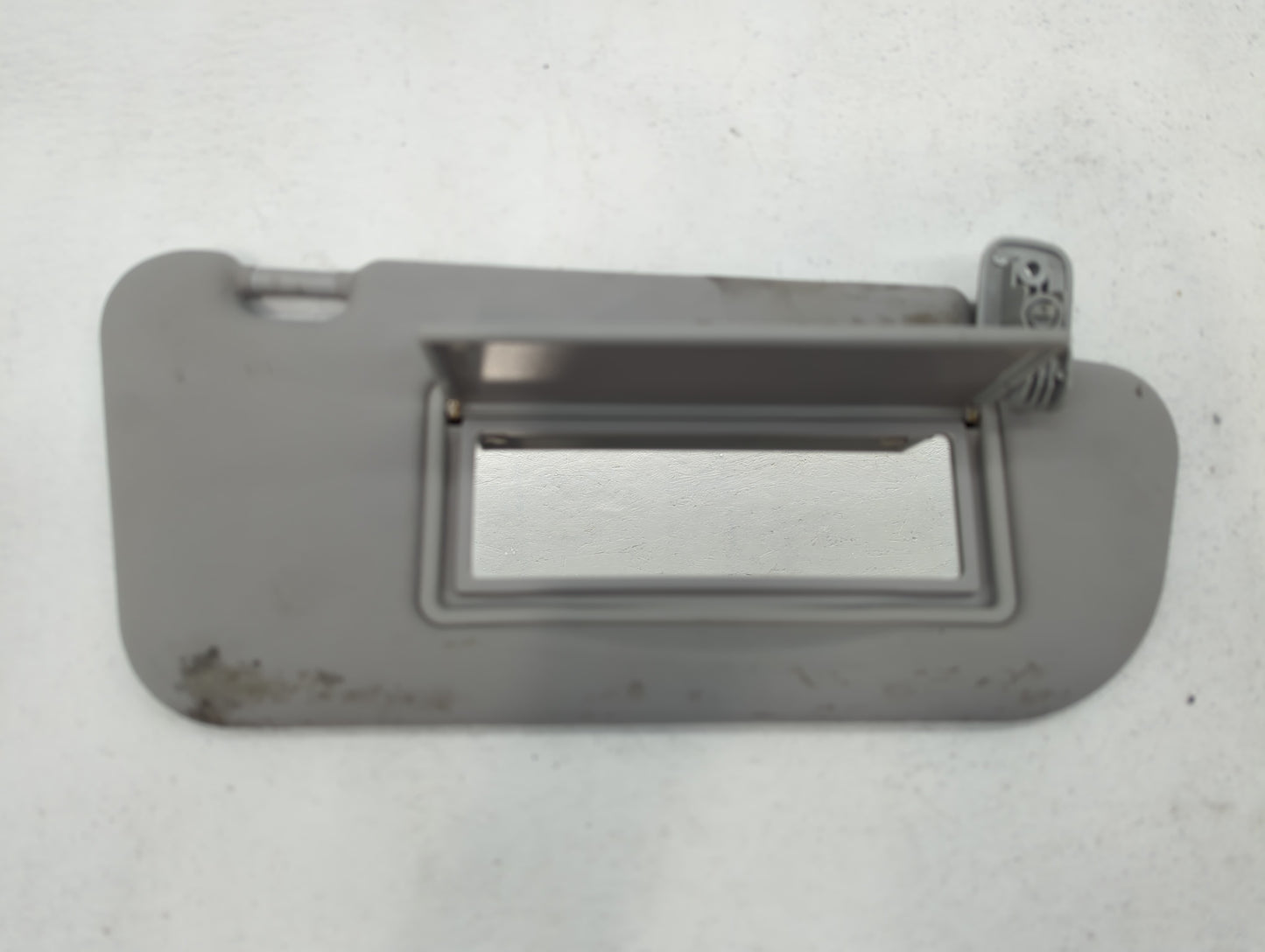2007-2009 Mazda 3 Sun Visor Shade Replacement Passenger Right Mirror Fits Fits 2007 2008 2009 OEM Used Auto Parts - Oemuseda