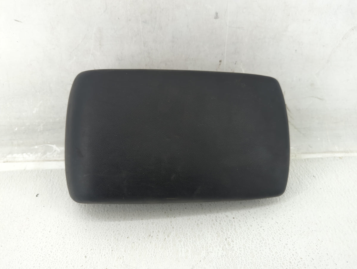 2009 Mazda 3 Center Console Armrest Cover Lid Black 570176 - Oemusedautoparts1.com