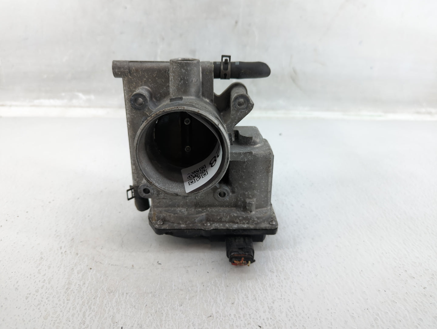 2006-2013 Mazda 3 Throttle Body P/N:L3R4 13 640 Fits Fits 2006 2007 2008 2009 2010 2011 2012 2013 OEM Used Auto Parts - Oemu