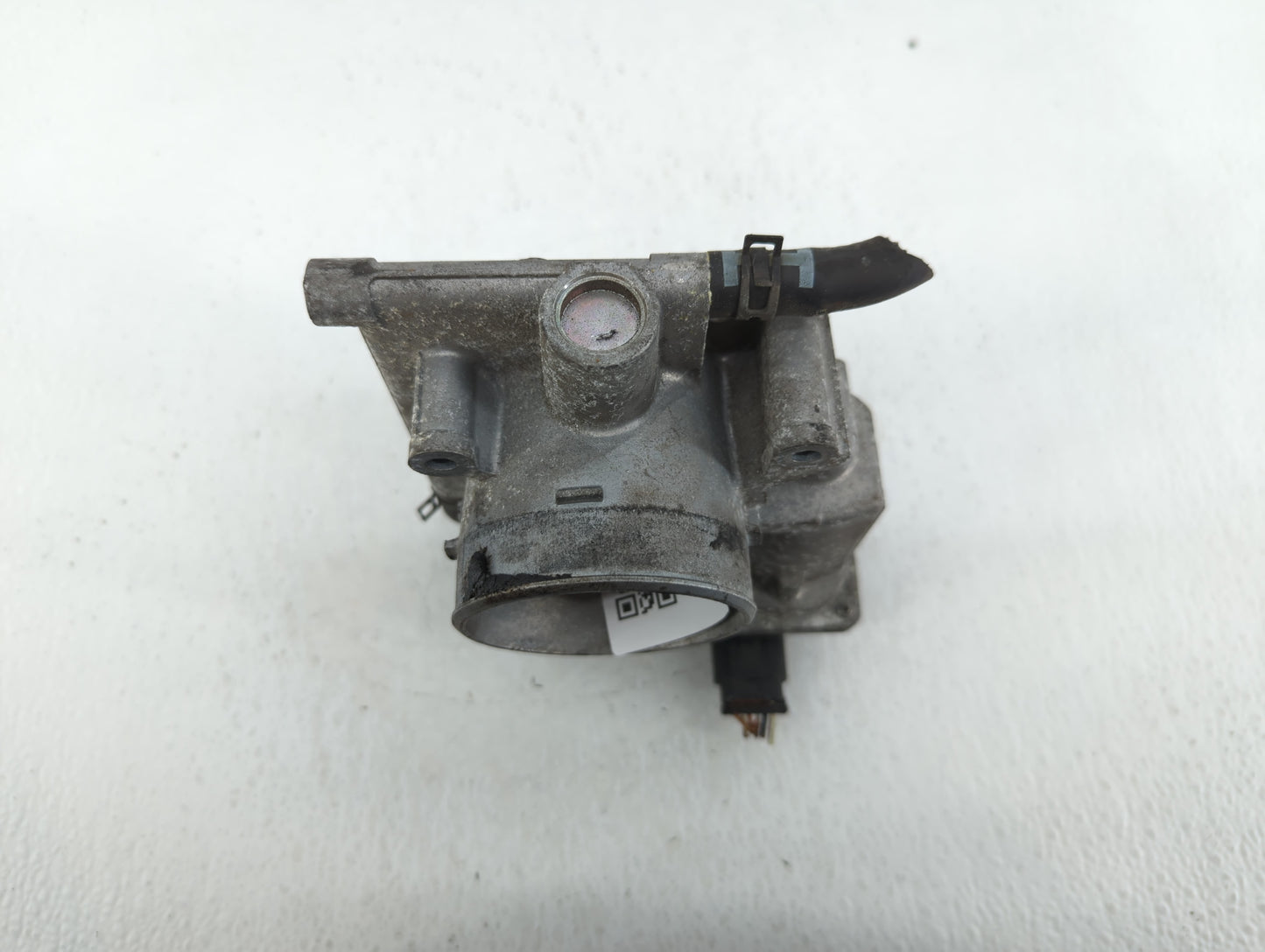 2006-2013 Mazda 3 Throttle Body P/N:L3R4 13 640 Fits Fits 2006 2007 2008 2009 2010 2011 2012 2013 OEM Used Auto Parts - Oemu