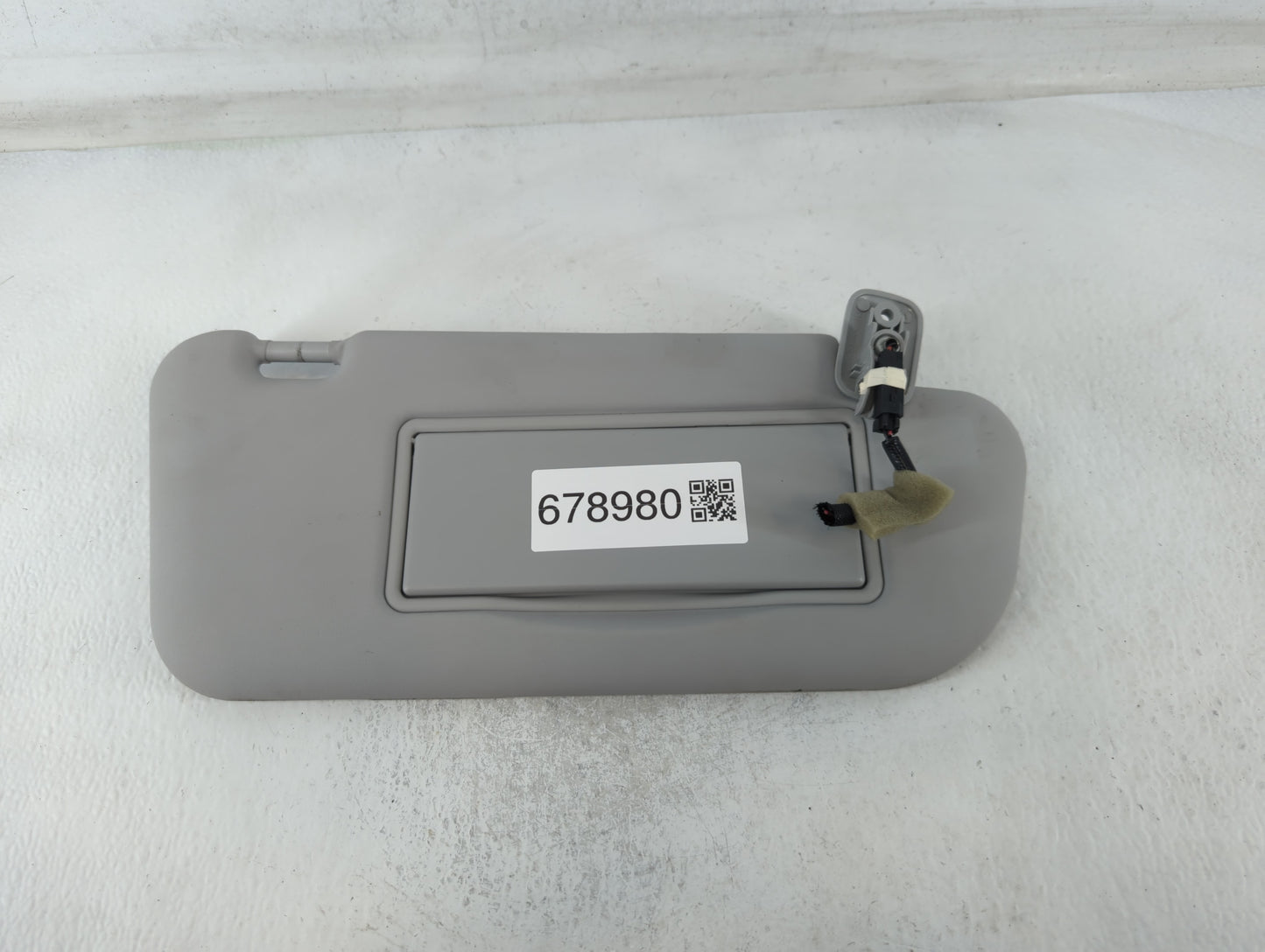 2007-2009 Mazda 3 Sun Visor Shade Replacement Passenger Right Mirror Fits Fits 2007 2008 2009 OEM Used Auto Parts - Oemuseda