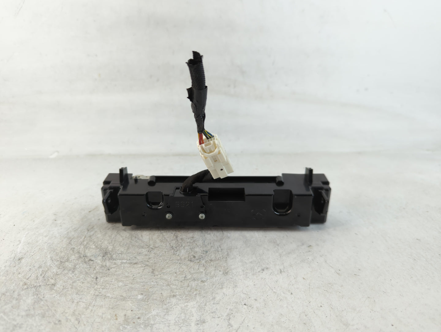 2008-2009 Mazda 3 Am Fm Cd Player Radio Receiver - Oemusedautoparts1.com