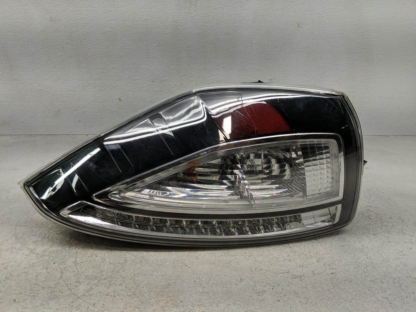 2008-2010 Mazda 5 Tail Light Assembly Passenger Right OEM Fits Fits 2008 2009 2010 OEM Used Auto Parts - Oemusedautoparts1.c