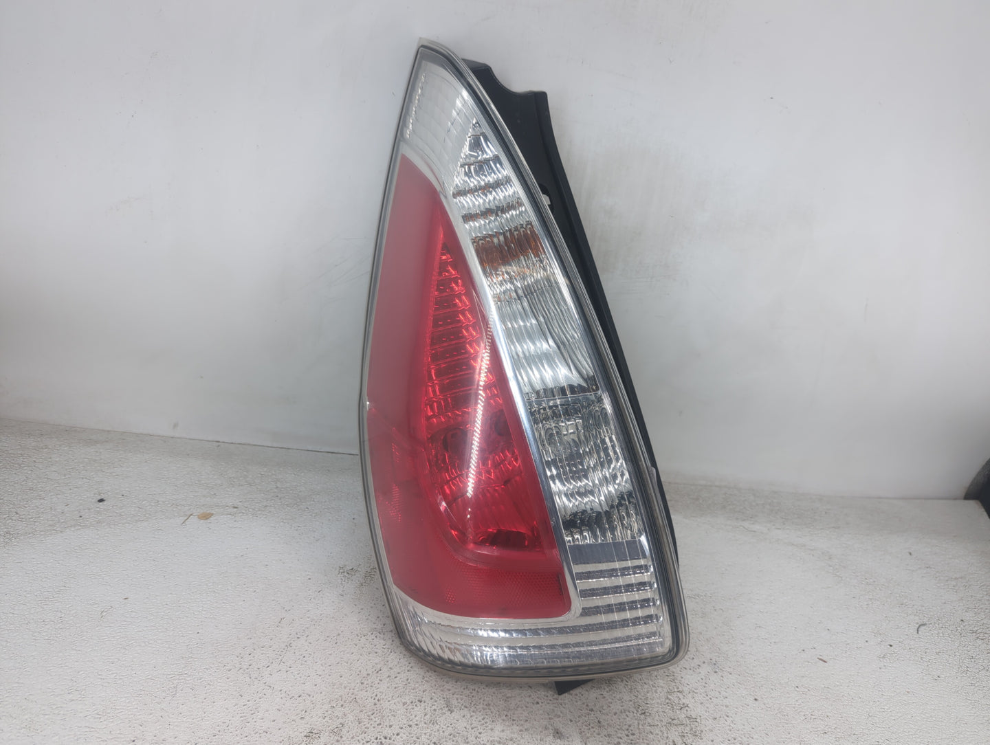 2008-2010 Mazda 5 Tail Light Assembly Driver Left OEM P/N:C291-51160 Fits Fits 2008 2009 2010 OEM Used Auto Parts - Oemuseda