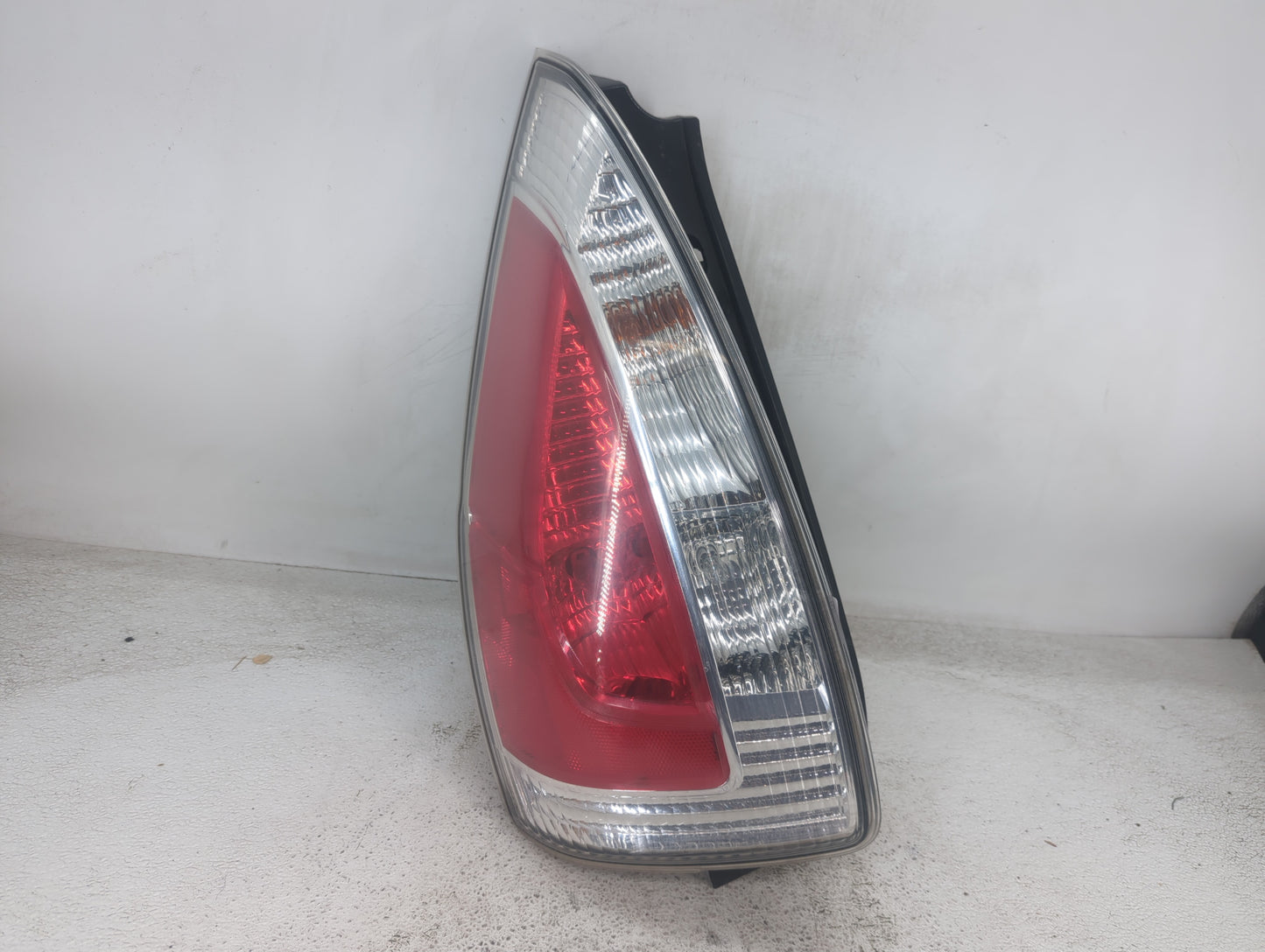 2008-2010 Mazda 5 Tail Light Assembly Driver Left OEM P/N:C291-51160 Fits Fits 2008 2009 2010 OEM Used Auto Parts - Oemuseda