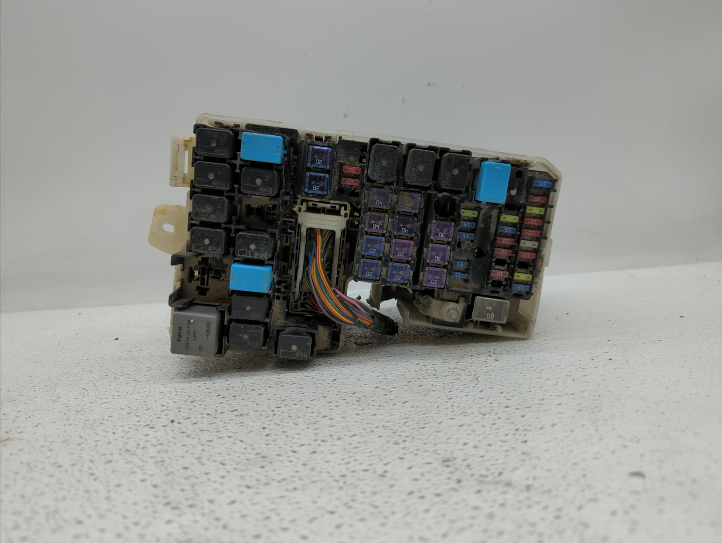 Mazda 5 Fusebox Fuse Box Relay Module Tipm Cd84 66 760 - Oemusedautoparts1.com