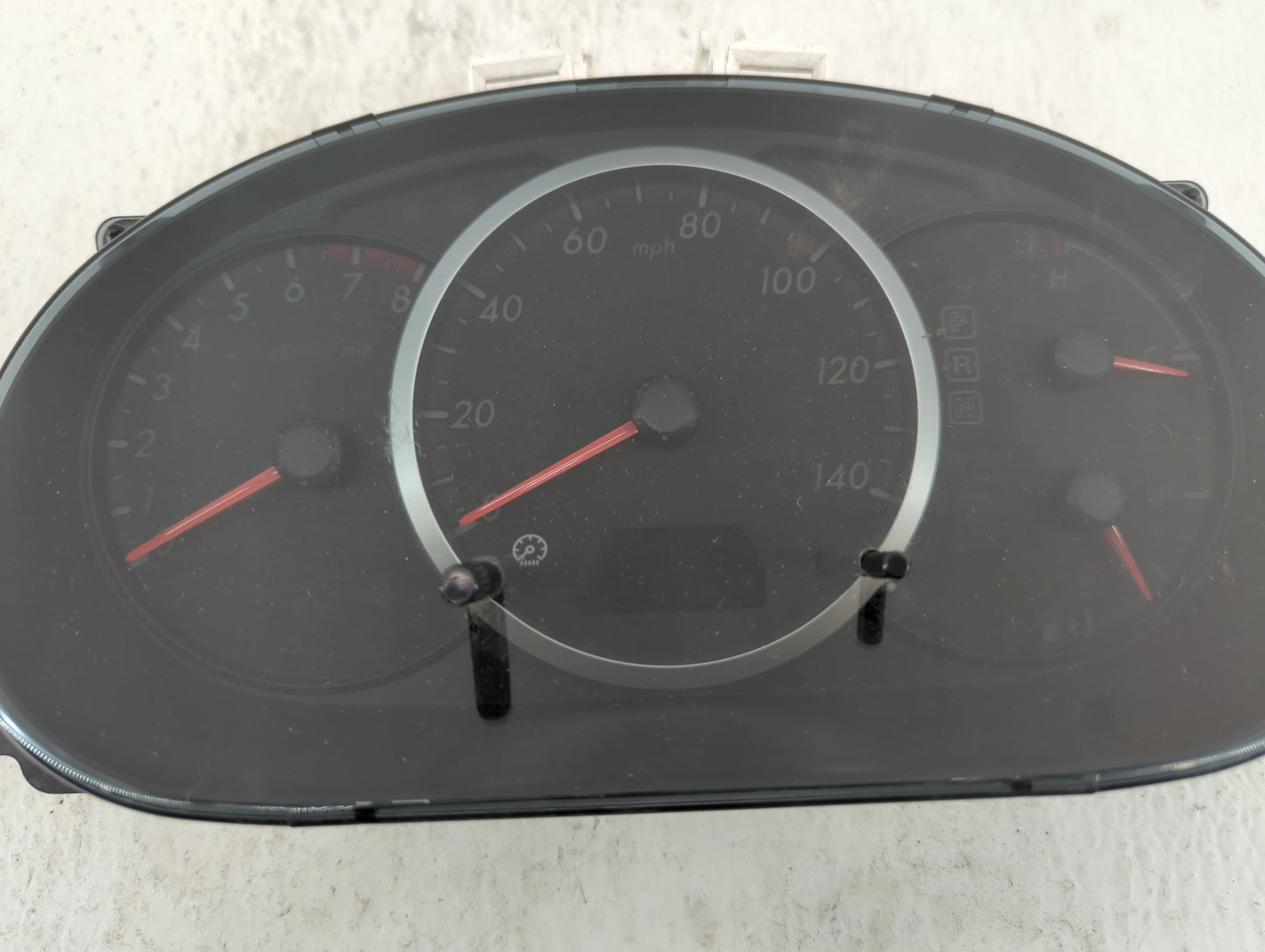 2008-2009 Mazda 5 Instrument Cluster Speedometer Gauges P/N:PD CE52 C235 55 430 Fits Fits 2008 2009 OEM Used Auto Parts - Oe