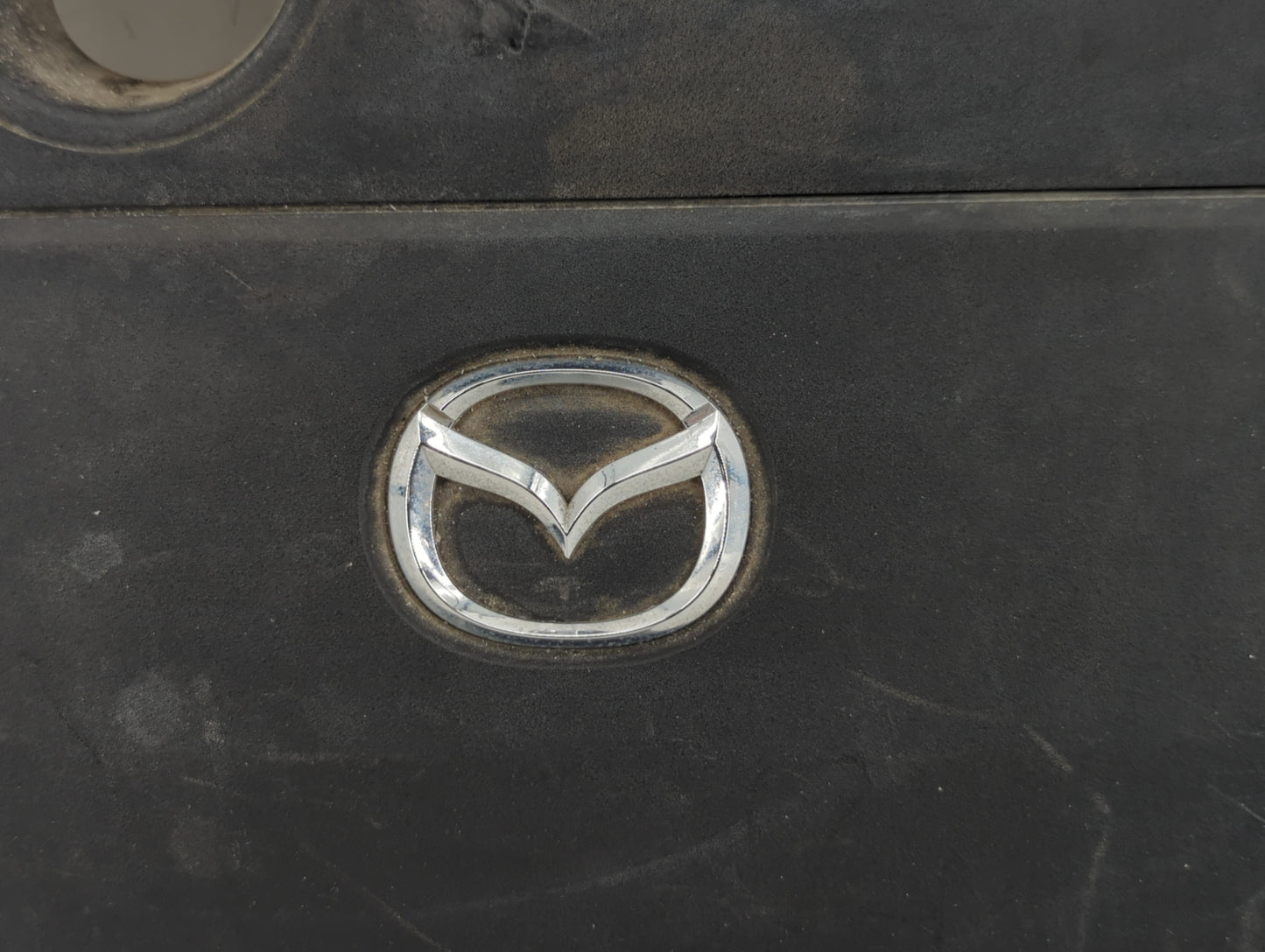 2009 Mazda 5 Engine Cover - Oemusedautoparts1.com