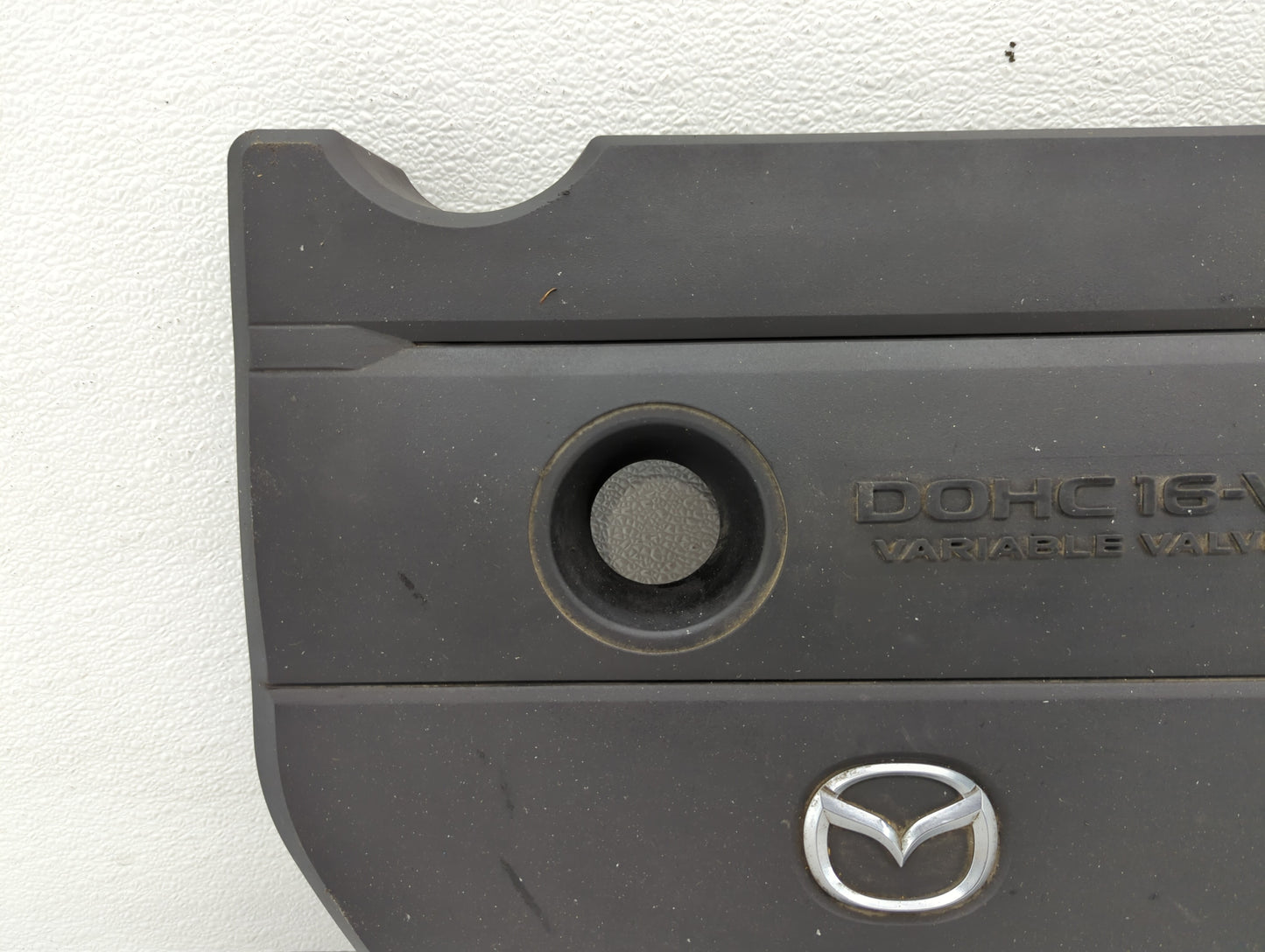 2009 Mazda 5 Engine Cover - Oemusedautoparts1.com