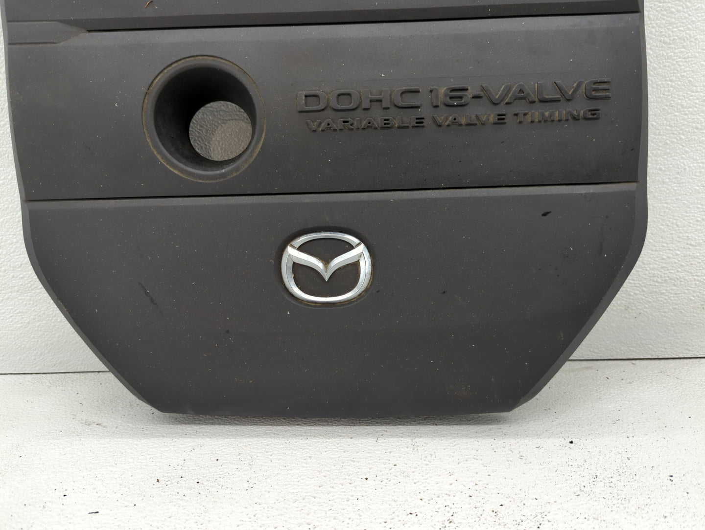 2009 Mazda 5 Engine Cover - Oemusedautoparts1.com