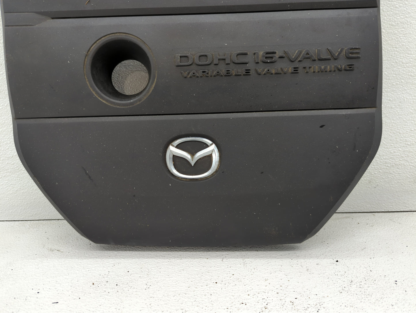 2009 Mazda 5 Engine Cover - Oemusedautoparts1.com