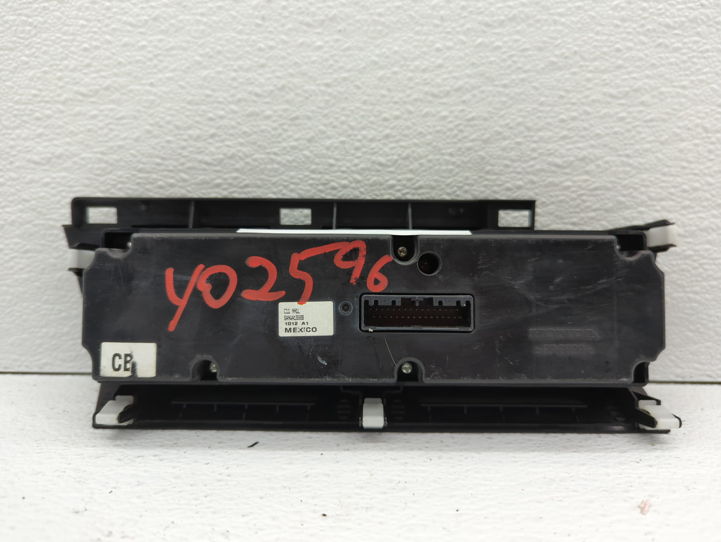 2008-2010 Mazda 5 Climate Control Module Temperature AC/Heater Replacement P/N:C11 NH1L Fits Fits 2008 2009 2010 OEM Used Au