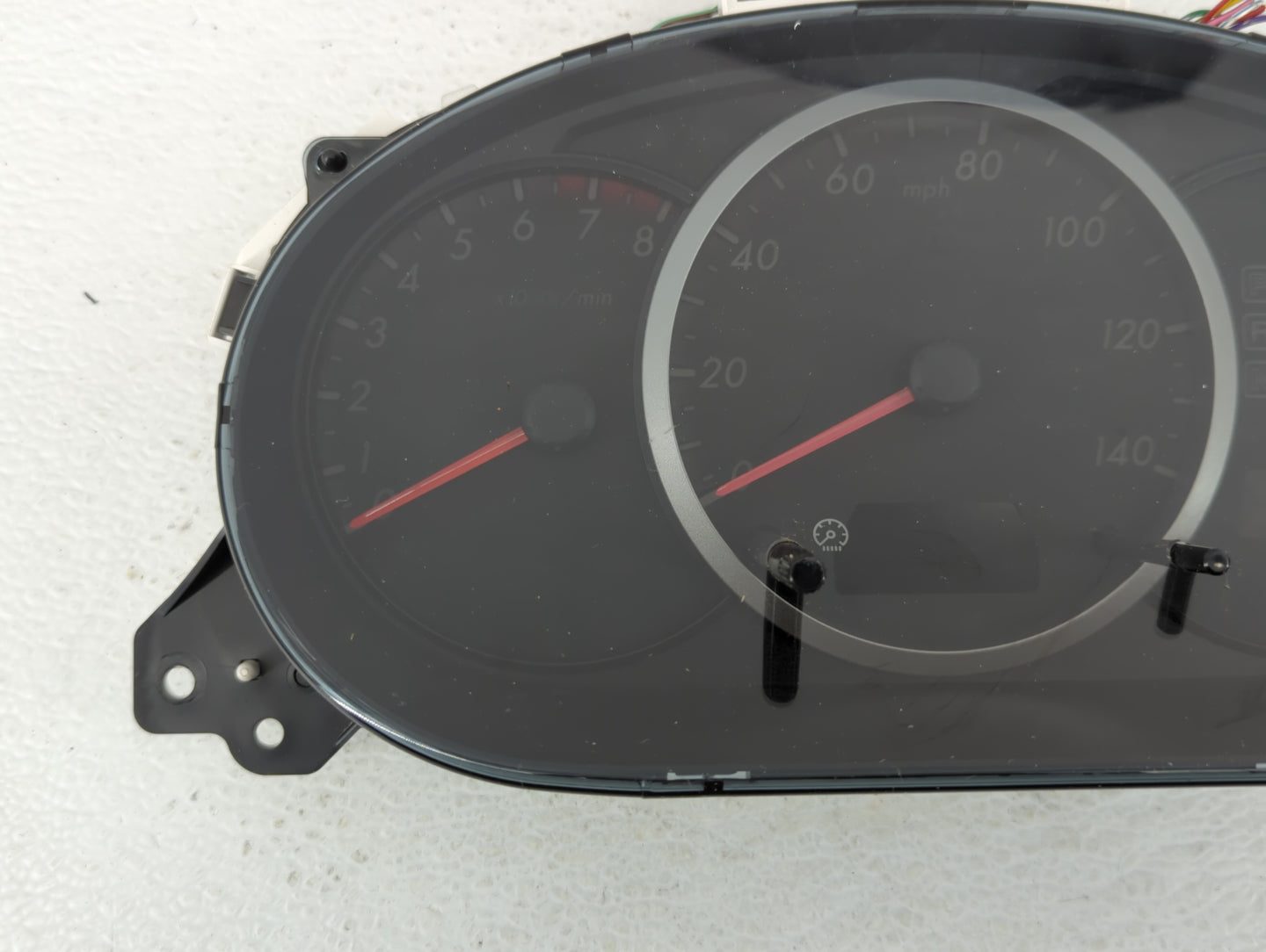 2008-2009 Mazda 5 Instrument Cluster Speedometer Gauges P/N:PD CE52 C235 55 430 Fits Fits 2008 2009 OEM Used Auto Parts - Oe
