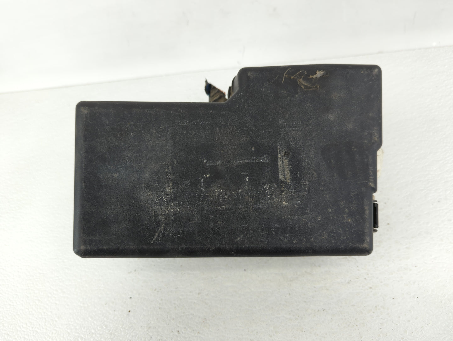 2008-2010 Mazda 5 Fusebox Fuse Box Panel Relay Module P/N:CD84 66 760 Fits Fits 2008 2009 2010 OEM Used Auto Parts - Oemused