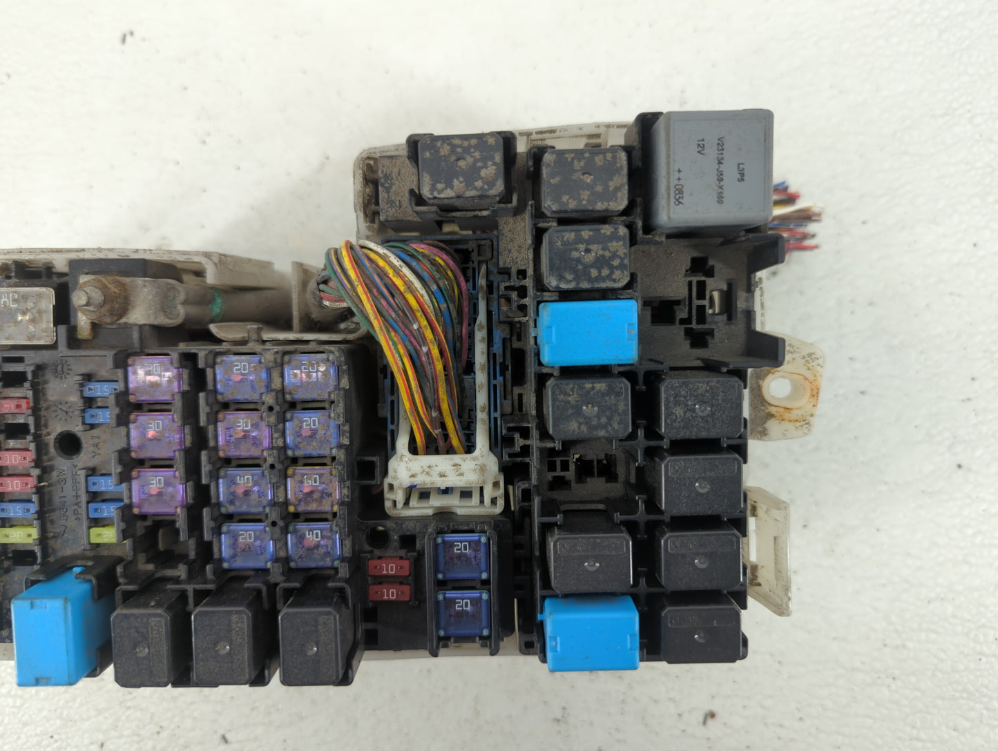 2008-2010 Mazda 5 Fusebox Fuse Box Panel Relay Module P/N:CD84 66 760 Fits Fits 2008 2009 2010 OEM Used Auto Parts - Oemused