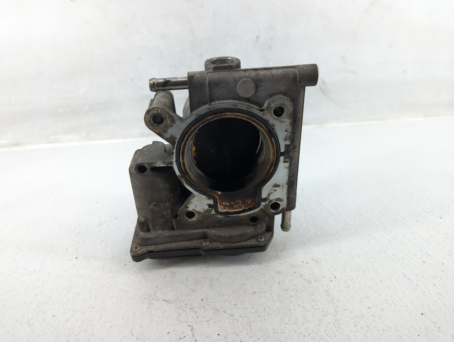 2008-2010 Mazda 5 Throttle Body P/N:125103309 Fits Fits 2006 2007 2008 2009 2010 2011 2012 2013 OEM Used Auto Parts - Oemuse