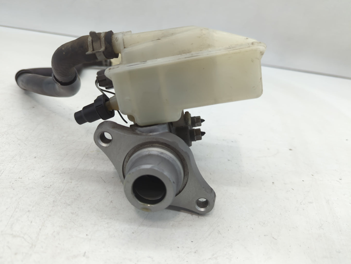 2006-2010 Mazda 5 Brake Master Cylinder - Oemusedautoparts1.com