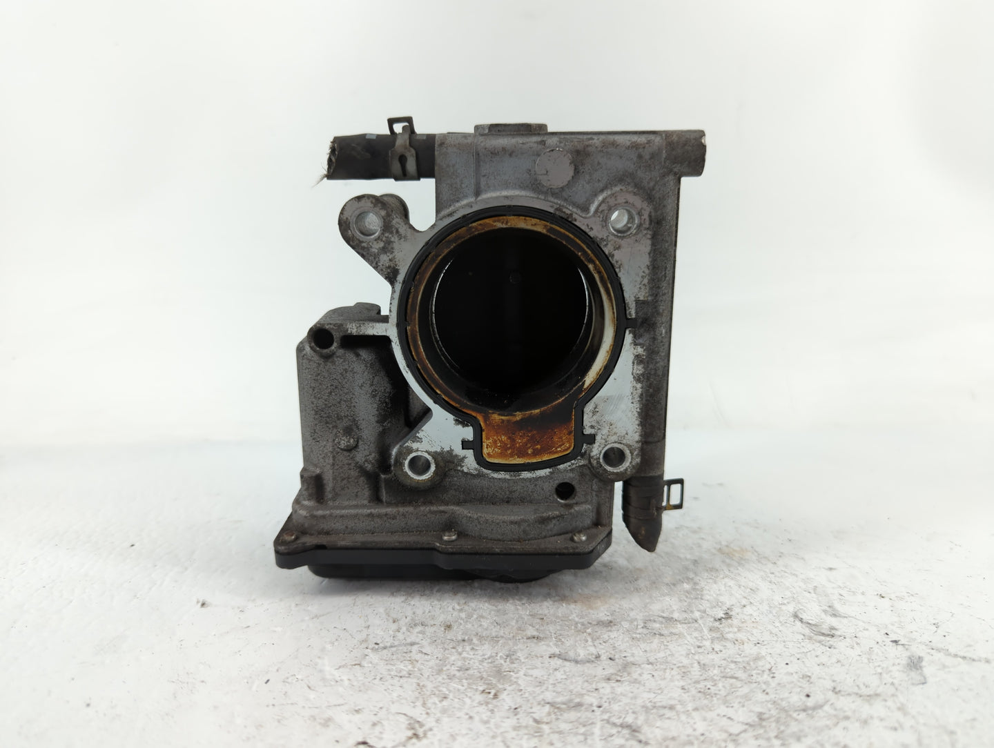 2008-2010 Mazda 5 Throttle Body P/N:125100446 L3R4 13 640 Fits Fits 2006 2007 2008 2009 2010 2011 2012 2013 OEM Used Auto Pa