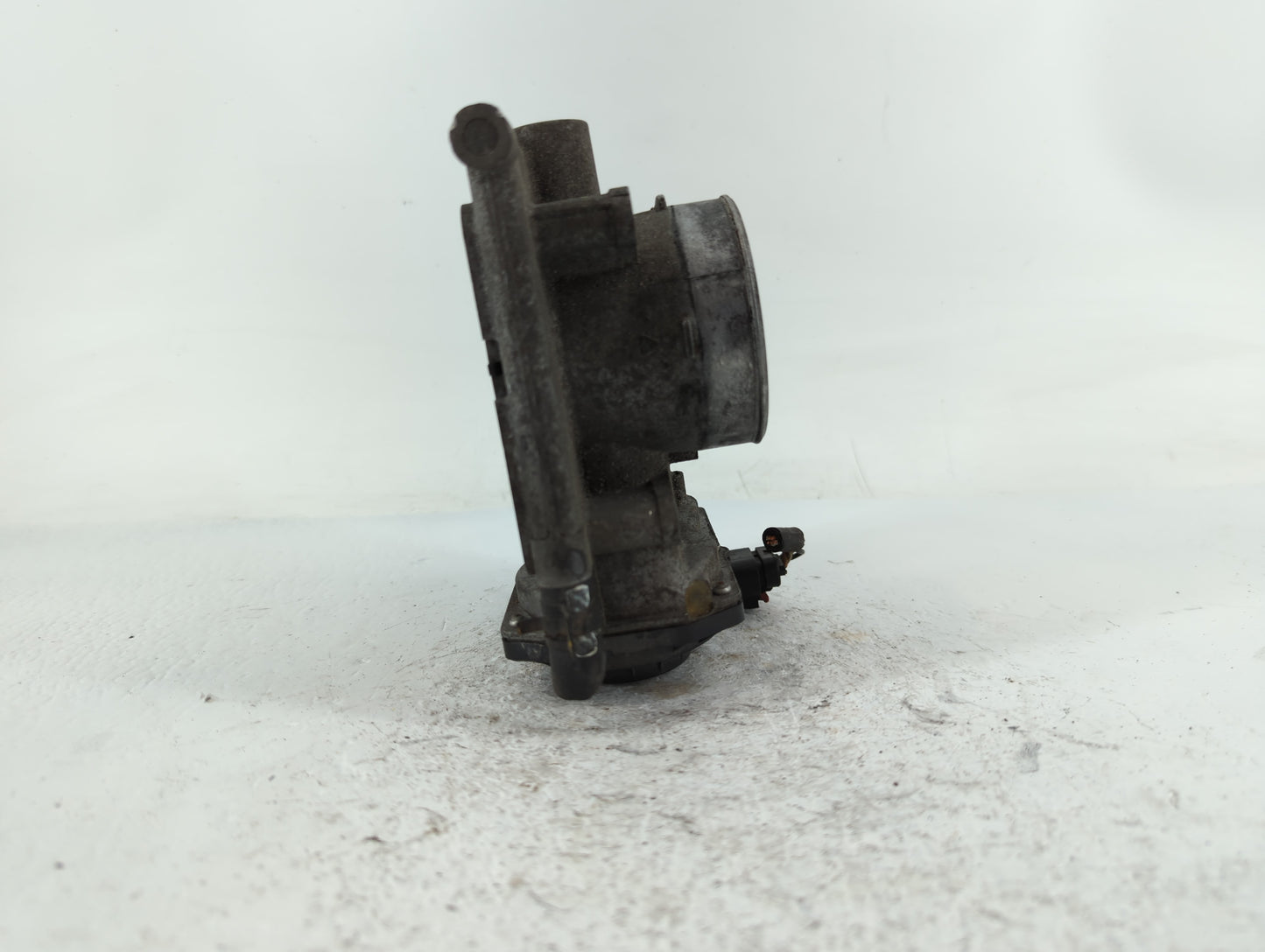 2008-2010 Mazda 5 Throttle Body P/N:125100446 L3R4 13 640 Fits Fits 2006 2007 2008 2009 2010 2011 2012 2013 OEM Used Auto Pa