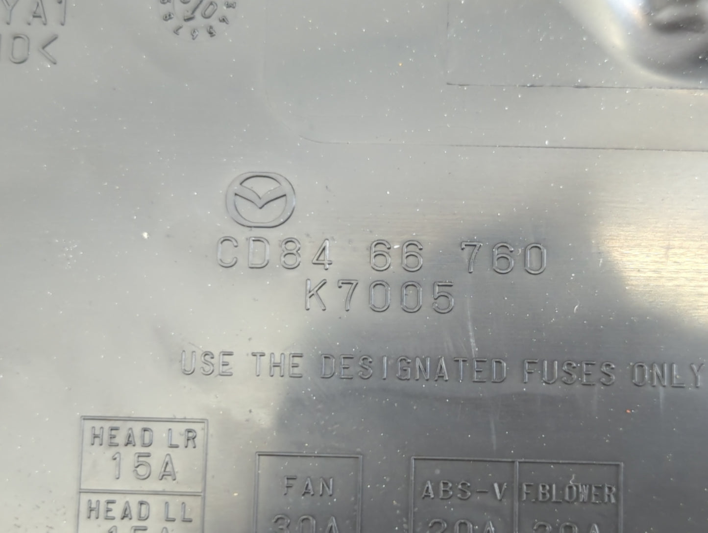 2008-2010 Mazda 5 Fusebox Fuse Box Panel Relay Module P/N:K7005 CD84 66 760 Fits Fits 2008 2009 2010 OEM Used Auto Parts - O