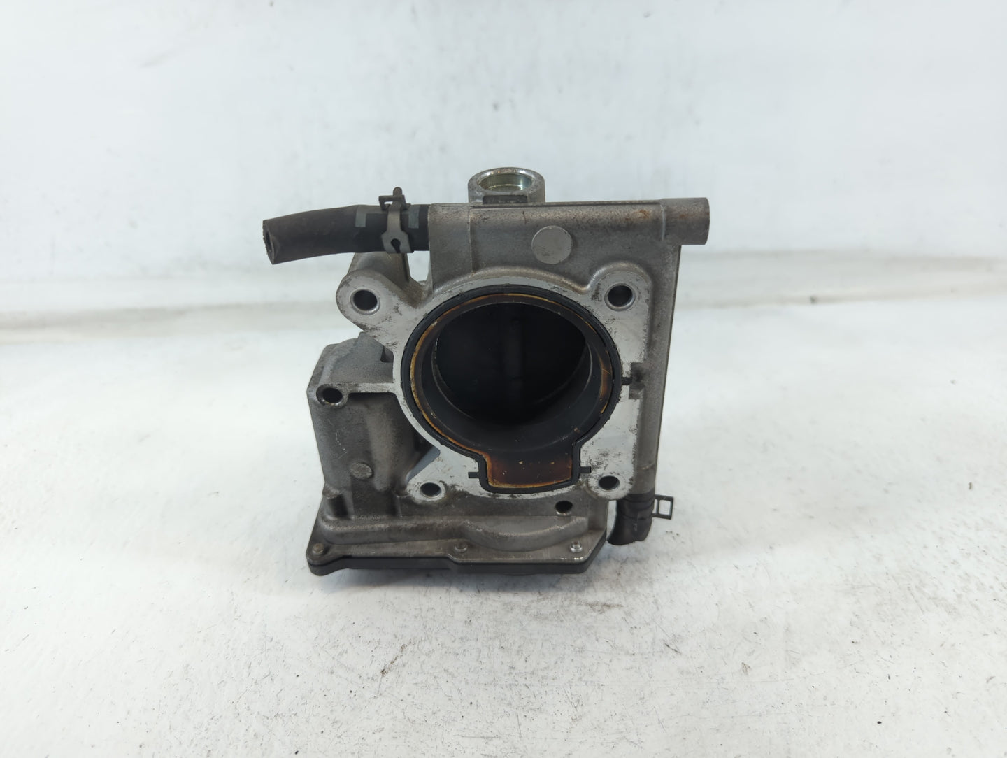 2008-2010 Mazda 5 Throttle Body P/N:1251 01411 12K02 L3R4 13 640 Fits Fits 2006 2007 2008 2009 2010 2011 2012 2013 OEM Used 