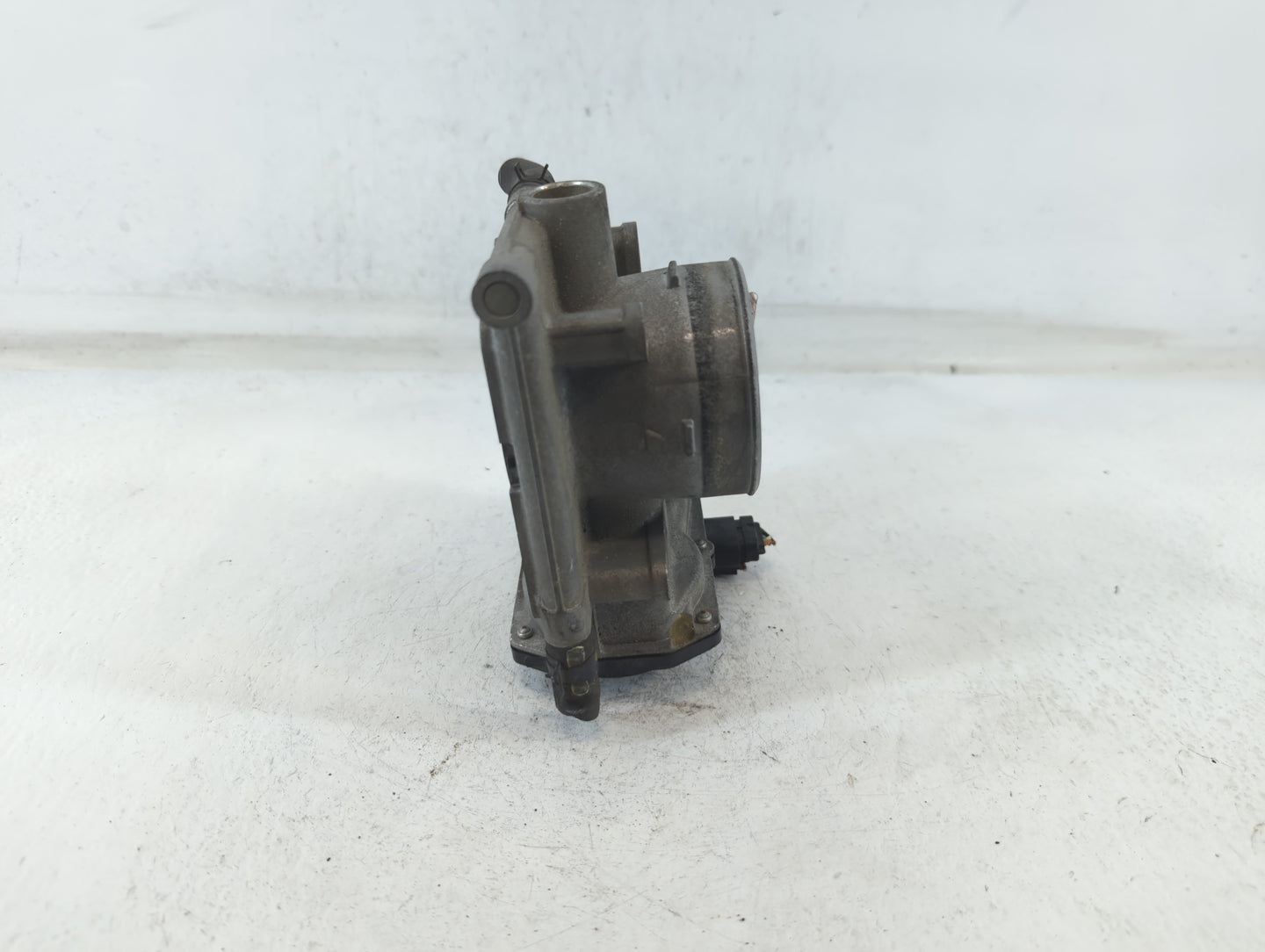 2008-2010 Mazda 5 Throttle Body P/N:1251 01411 12K02 L3R4 13 640 Fits Fits 2006 2007 2008 2009 2010 2011 2012 2013 OEM Used 