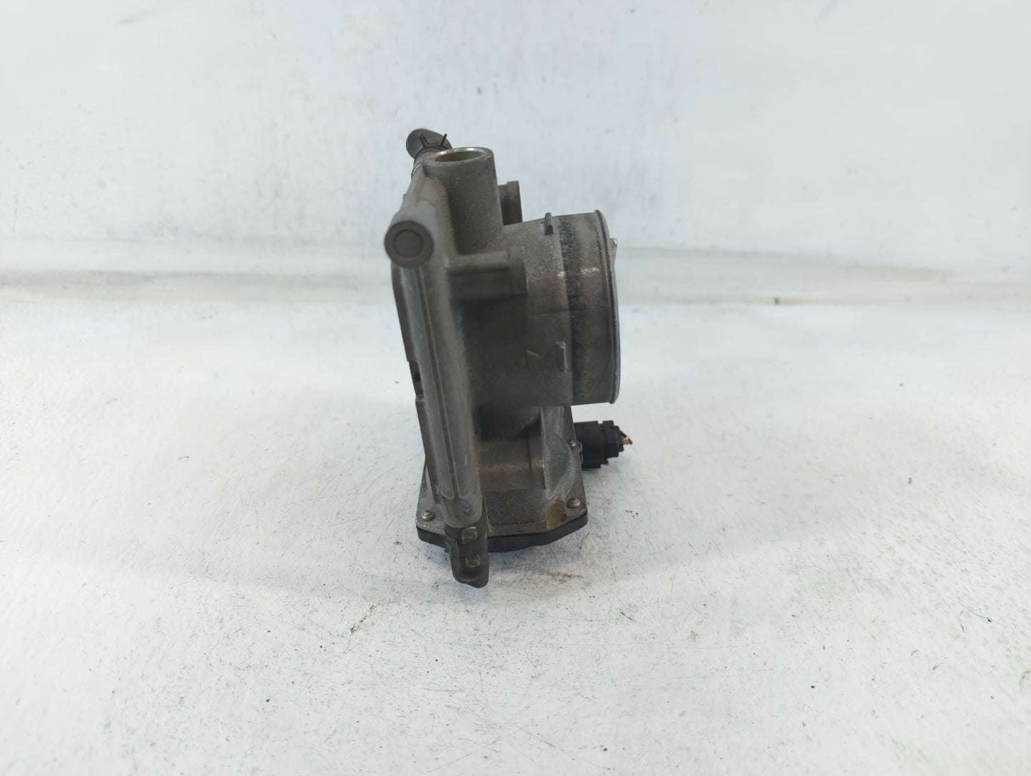 2008-2010 Mazda 5 Throttle Body P/N:1251 01411 12K02 L3R4 13 640 Fits Fits 2006 2007 2008 2009 2010 2011 2012 2013 OEM Used 