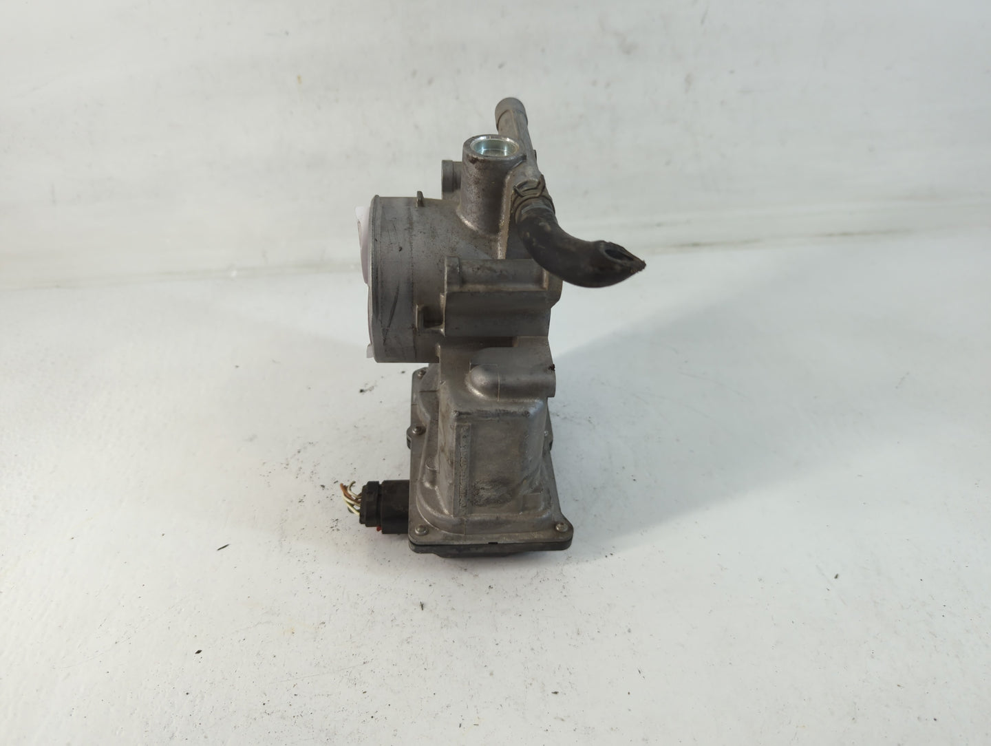 2008-2010 Mazda 5 Throttle Body P/N:L3R4 13 640 10K20, 1251 06837 Fits Fits 2006 2007 2008 2009 2010 2011 2012 2013 OEM Used