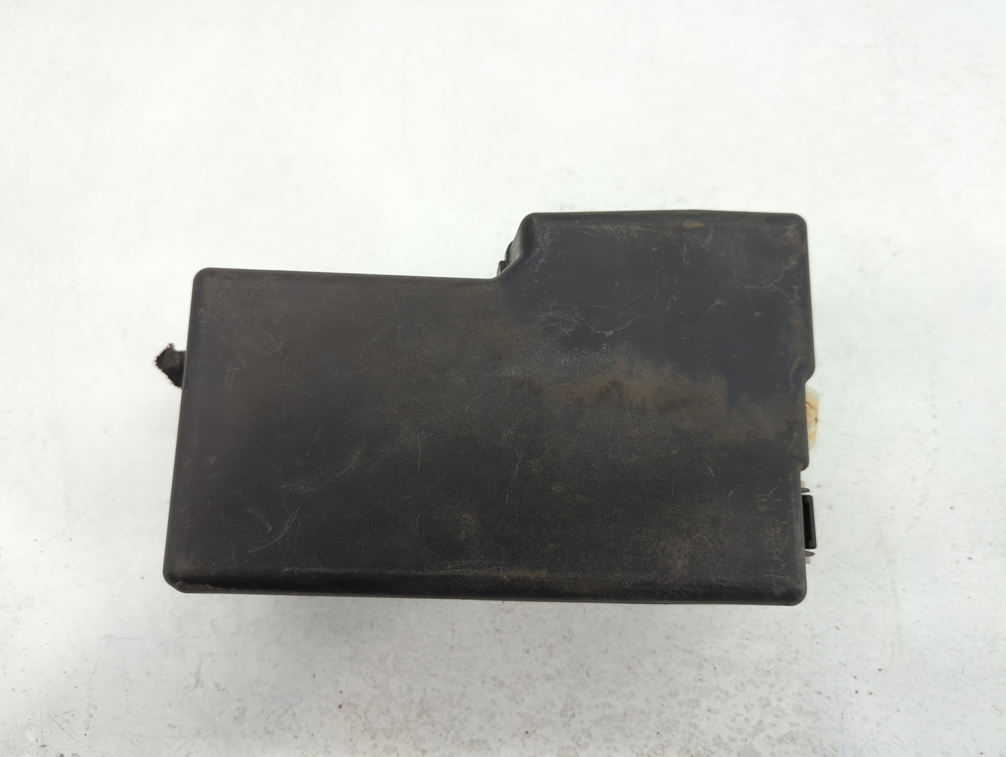 2008-2010 Mazda 5 Fusebox Fuse Box Panel Relay Module P/N:K7005 D84 66 760 Fits Fits 2008 2009 2010 OEM Used Auto Parts - Oe