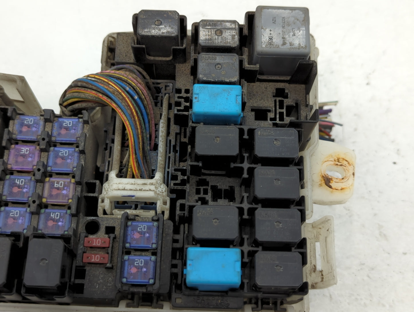 2008-2010 Mazda 5 Fusebox Fuse Box Panel Relay Module P/N:K7005 D84 66 760 Fits Fits 2008 2009 2010 OEM Used Auto Parts - Oe