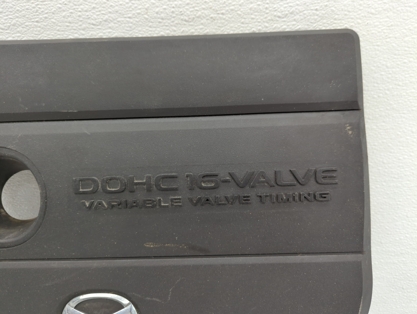 2009 Mazda 5 Engine Cover - Oemusedautoparts1.com