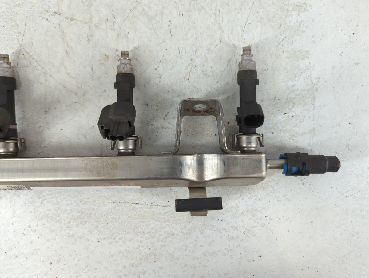2009 Mazda 6 Fuel Injectors P/N:080807A 8E5G-AB Fits OEM Used Auto Parts - Oemusedautoparts1.com