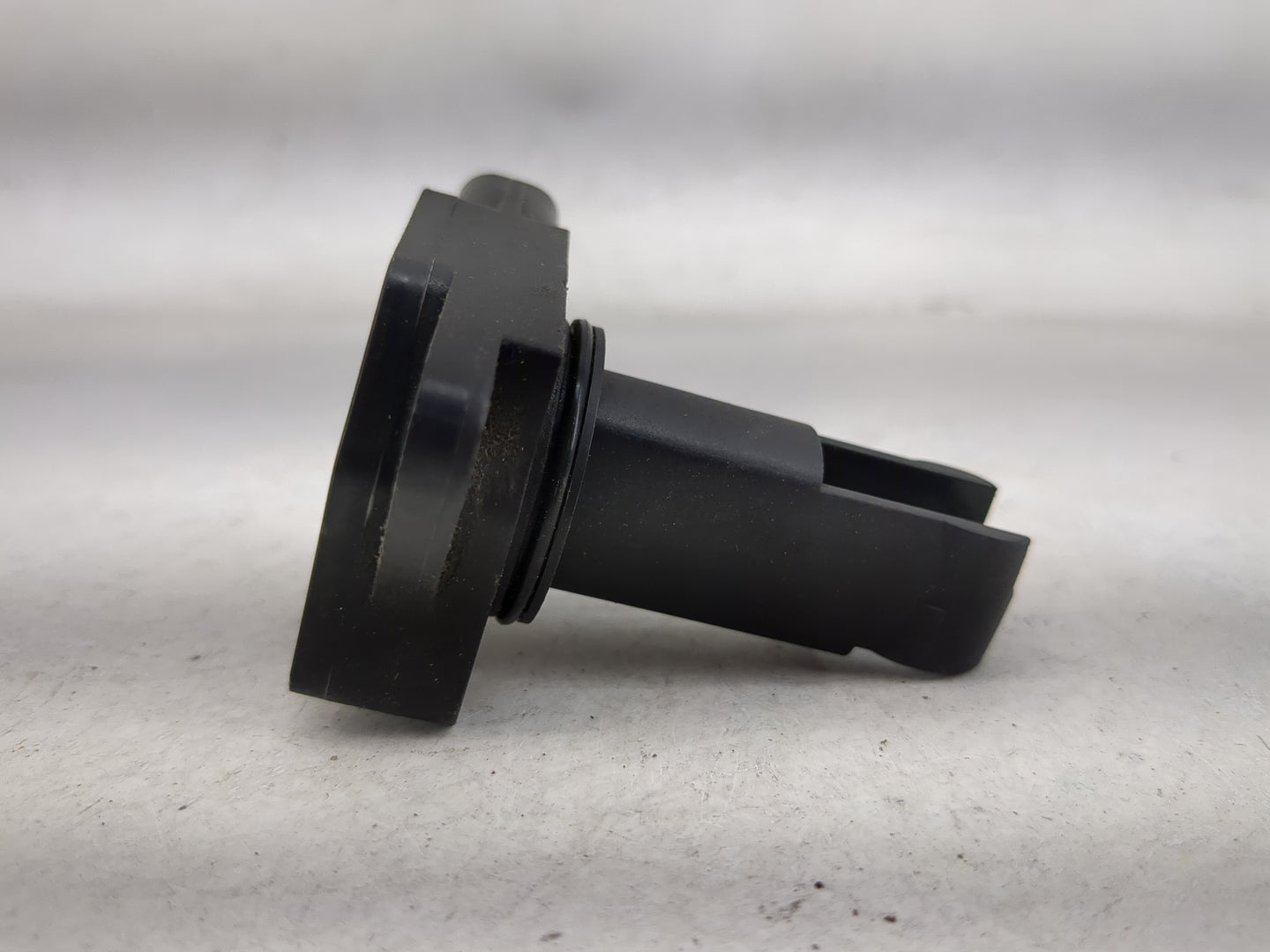 2007-2012 Mazda Cx-7 Mass Air Flow Meter Maf 1485892 - Oemusedautoparts1.com
