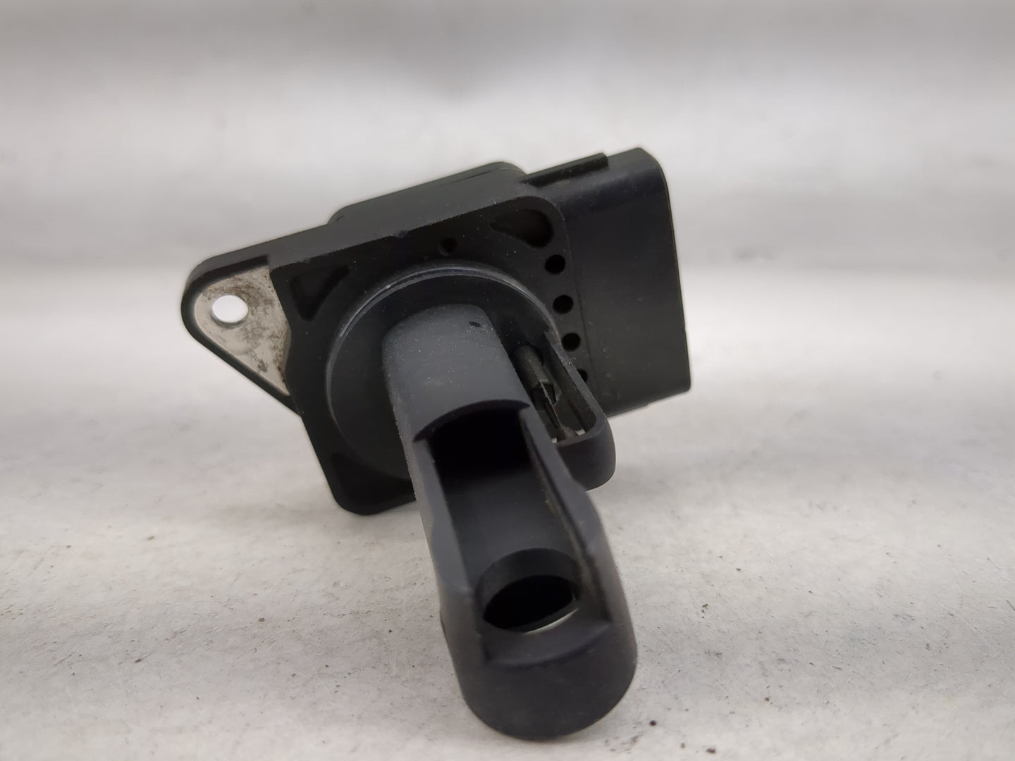 2007-2012 Mazda Cx-7 Mass Air Flow Meter Maf 1485892 - Oemusedautoparts1.com