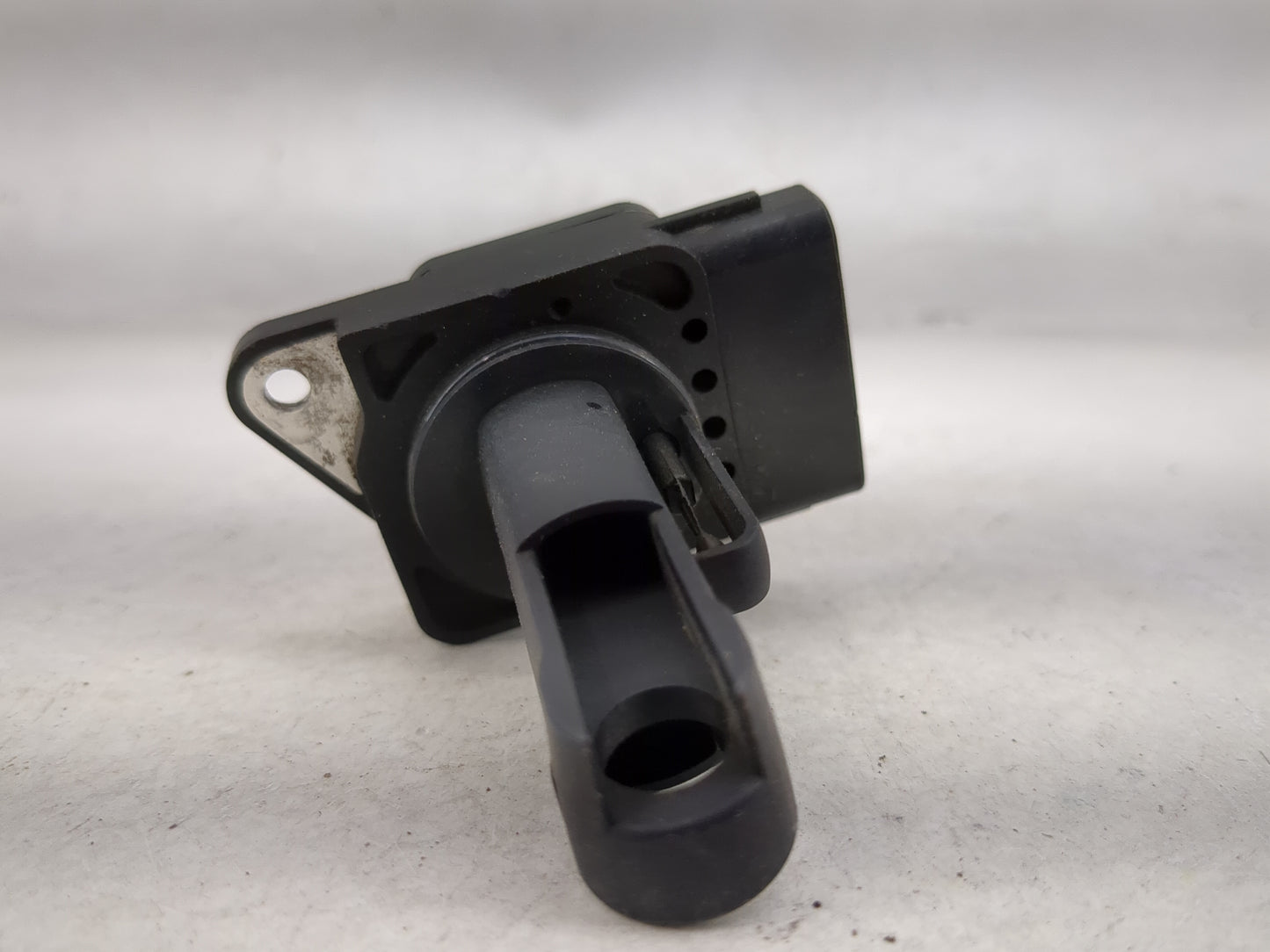 2007-2012 Mazda Cx-7 Mass Air Flow Meter Maf 1485892 - Oemusedautoparts1.com